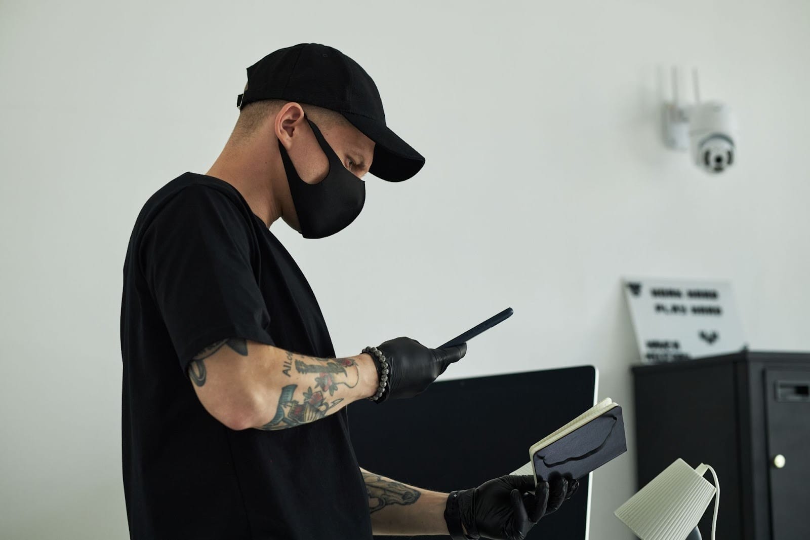 Why 2025 is the end of manual incident reporting - Patrol Points